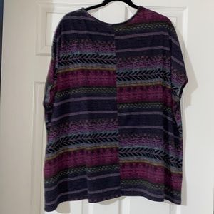 women’s top. size medium